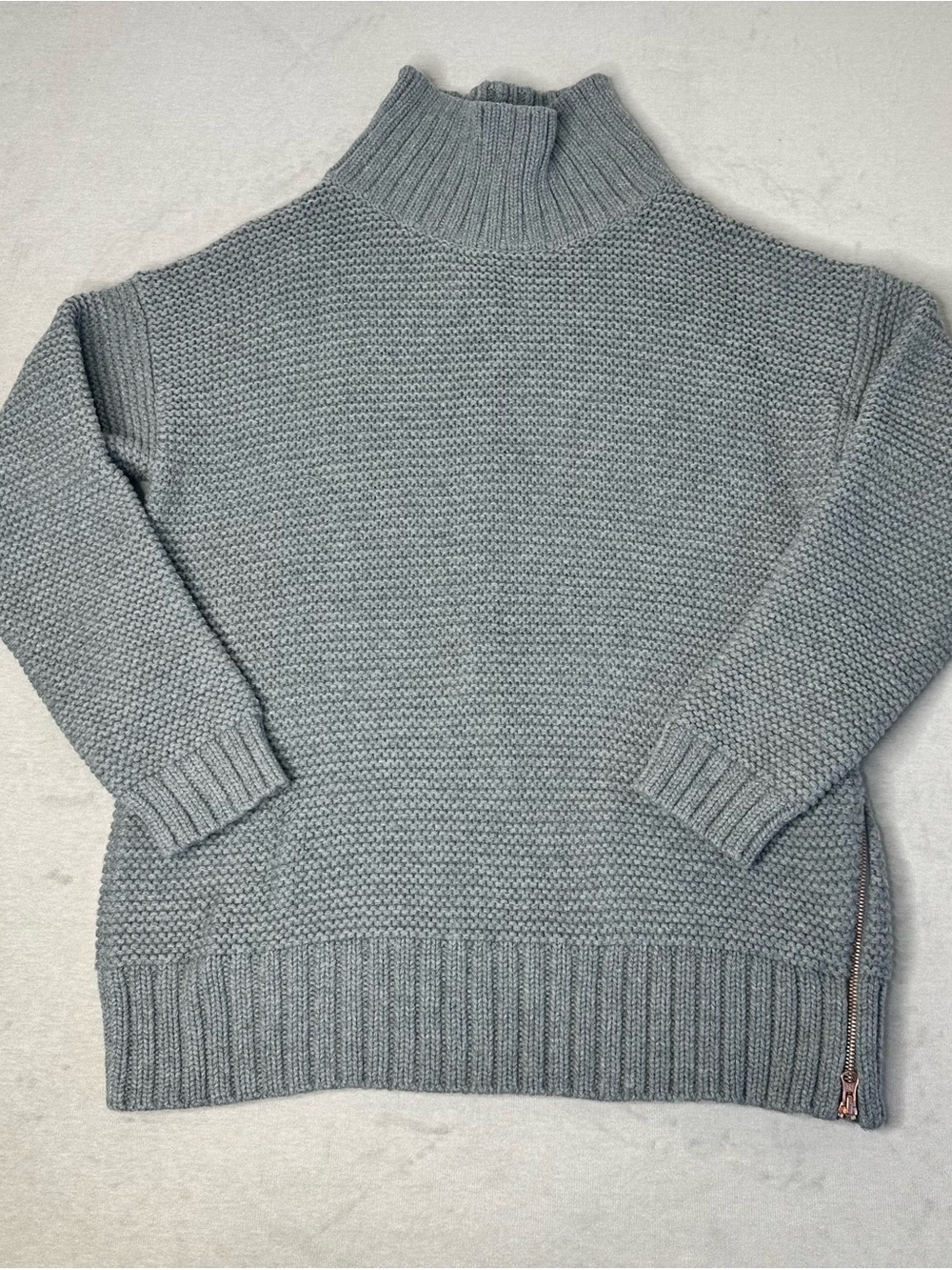 lululemon athletica Light Gray Mock Neck Textured Sweater with Side Zip